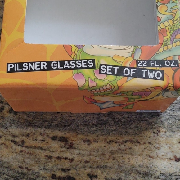 ED HARDY pilsner beer glasses NWOT 🍻 - Picture 4 of 11